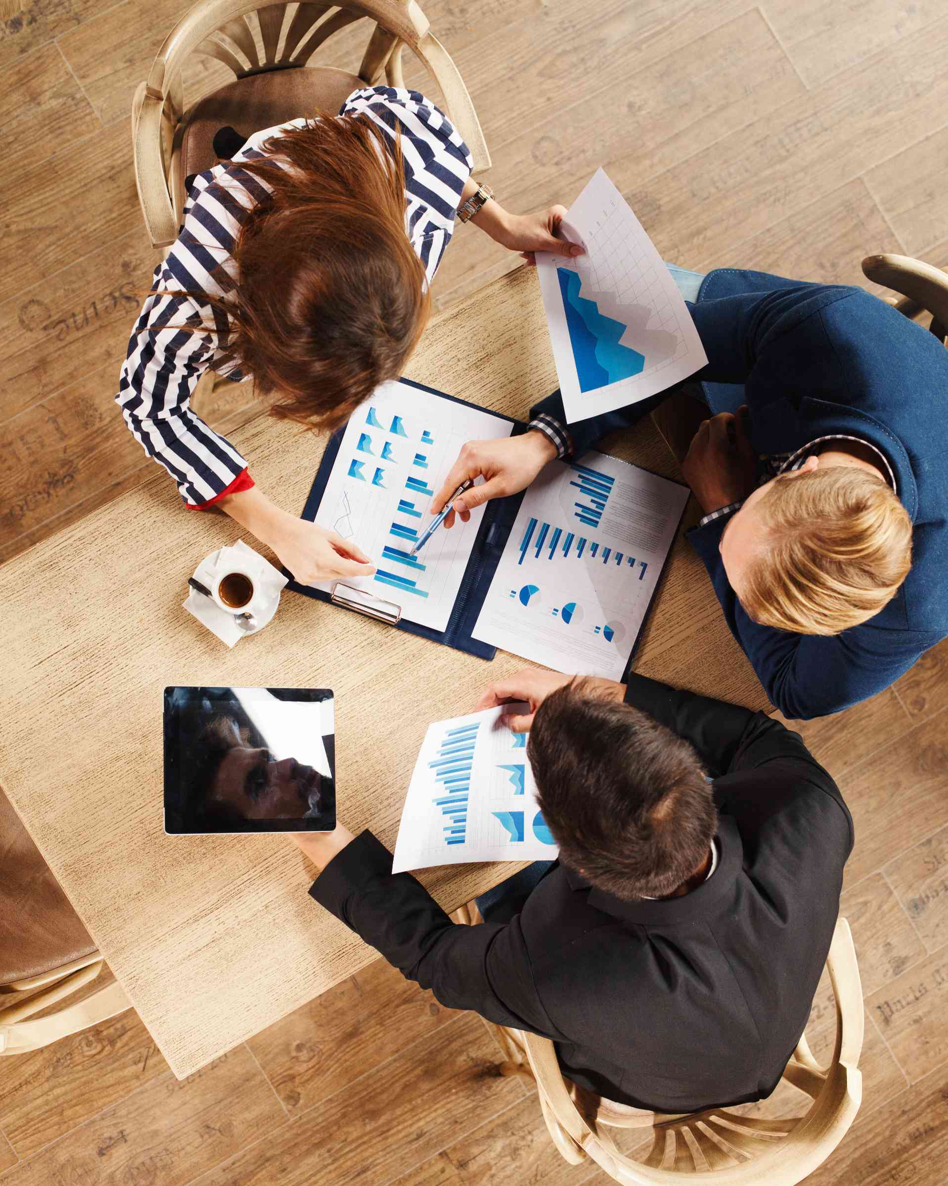 How Veterinary Groups Can Reduce Their Reliance on Expensive Locum Agencies
